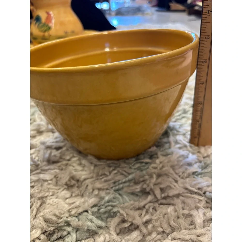 Vintage Mustard Yellow Ceramic Mixing Bowl Glossy Ochre Serving Bowl 8.5 Inch